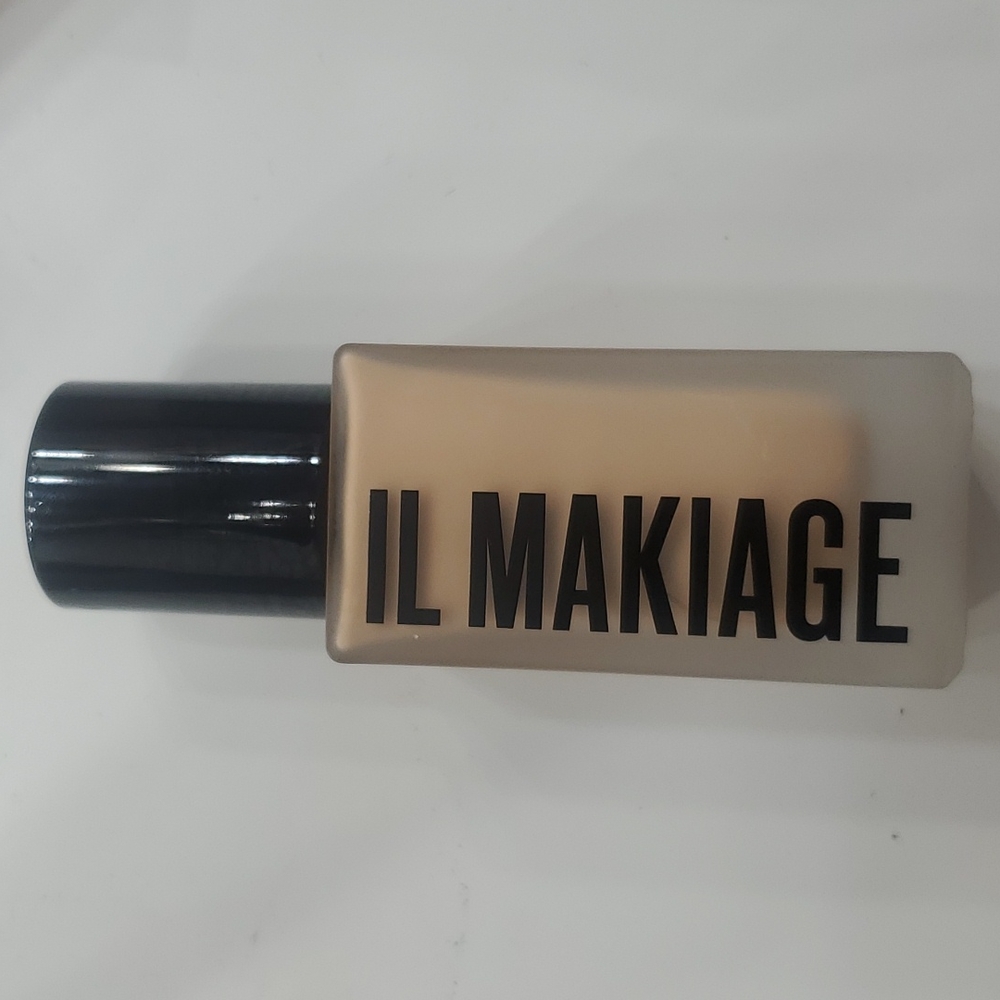 Il Makiage Foundation